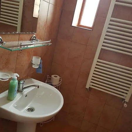 Casa Olguta * سِنايا